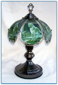 Small Wolf Touch Lamp - Green Background